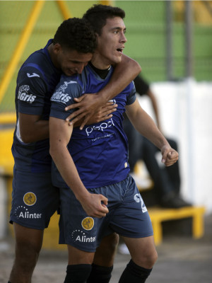 Motagua alza vuelo en el Nacional