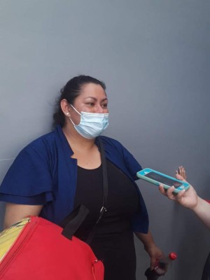 'No me vuelvo a ir”: hondureña en vuelo humanitario desde España