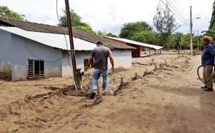 Gabinete de Infraestructura actual prometió construir puente.