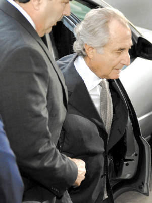 Madoff es sentenciado a 150 años por fraude