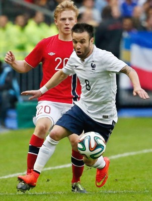 Francia exhibe su pegada goleando en amistoso a Noruega