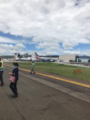Aeropuerto Toncontín reanuda operaciones en Tegucigalpa