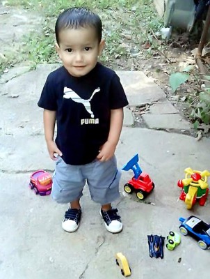 Acusan a mujer de crimen de niño hondureño en EUA