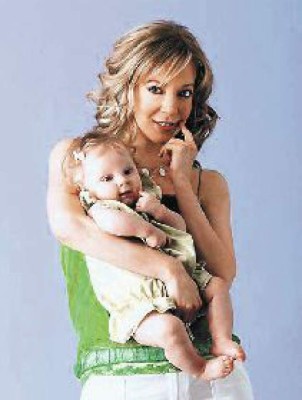 Homenajean a Edith González