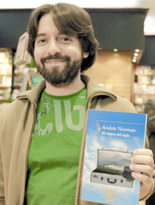 Honrosos premios literarios