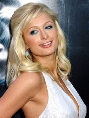 Paris Hilton es demandada por acoso y difamación
