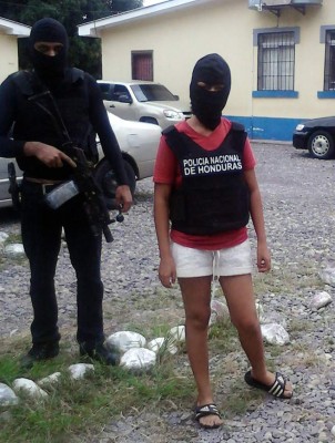 Policía libera a joven plagiada en La Ceiba y captura a cuatro secuestradores