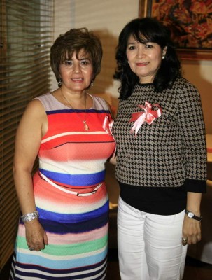 Irma Castejón y Esther Membreño.