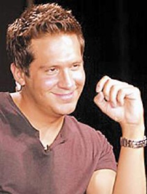 Arath de la Torre deja obra