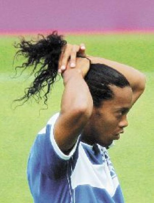 'Ronaldinho es mejor en la cama que en el campo”