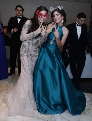 Graduación de la escuela Internacional Del Campo