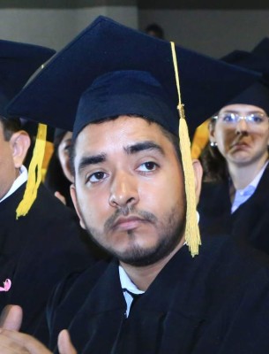 Unah-vs entrega 209 nuevos profesionales a la sociedad