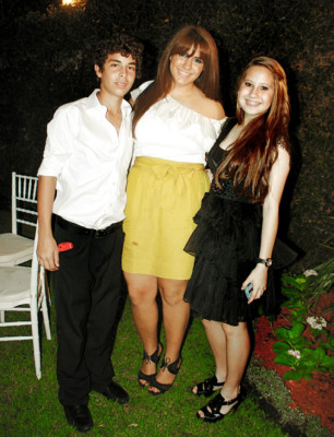 Velada entre mariposas