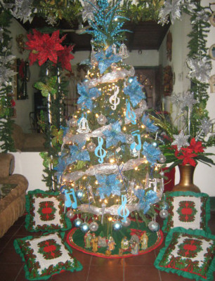 Vota en Facebook por el mejor árbol de Navidad