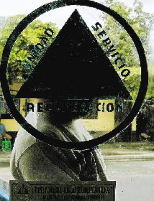 Cuarenta y seis años tendiendo una mano amiga