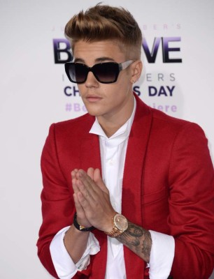 Investigan a Justin Bieber por robo de teléfono a una mujer