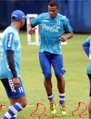 Honduras va afinándose y Costly anda con la pólvora encendida