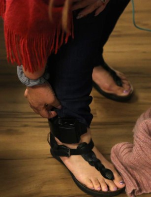 Entre lágrimas, hondureños en EUA esperan les amplíen el TPS