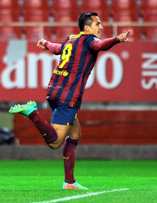 Messi responde con goles y le devuelve el liderato de la Liga al Barça