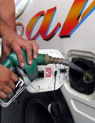 Viene nueva rebaja a gasolinas