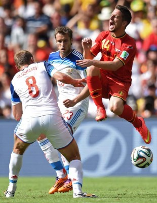Belgica se impone a Rusia y clasifica a octavos del Mundial