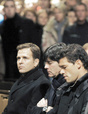 Alemania llora sin consuelo por Enke