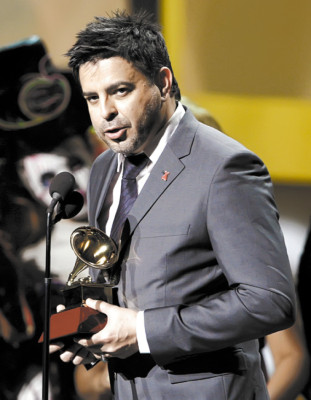 Juan Gabriel estremece los Grammy Latinos 2009