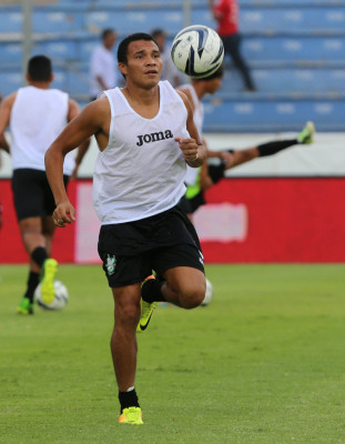 Rambo de León jugaría en Guatemala