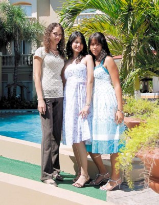 Ágape juvenil por las futuras profesionales