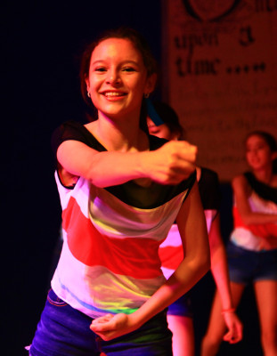 Escuela Valle de Sula realizó su Talent Show 2013-2014