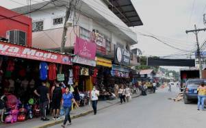 Múltiples negocios cierran y a otros les es difícil crecer o simplemente evitan modificar su presentación física y comercial para pasar por desapercibidos ante la ola de extorsión.