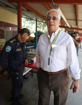 Estudiantes de Odontología con clases teóricas no perderán el período
