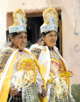 Cholitas, tradición de polleras y sombreros