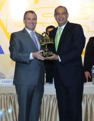 Fundahrse celebró la décima edición de su premio