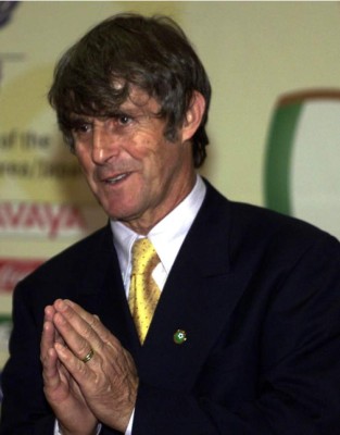 Bora le desea suerte a Eriksson