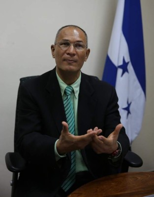 ENP y Hondutel salieron a flote; Enee sigue sumergida