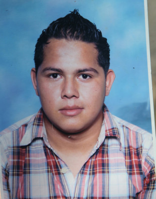 Dos amigos salen a una fiesta y aparecen muertos