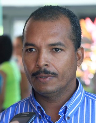 Conflicto por cobros irregulares en colegios públicos