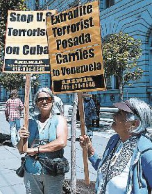 Washington está 'a punto” de liberar a Posada Carriles