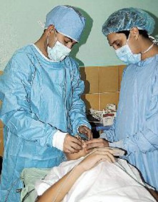 Mañana finaliza brigada de cirugía maxilofacial en el Leonardo Martínez