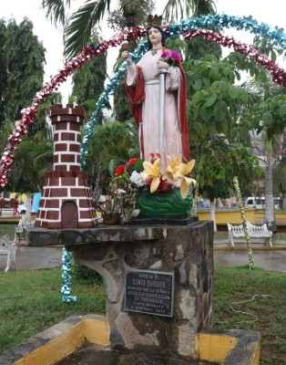 Ruta 504: Santa Bárbara, tierra de artesanos del junco y la palma