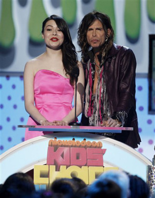 Johnny Depp gana trofeo en los Choice Awards