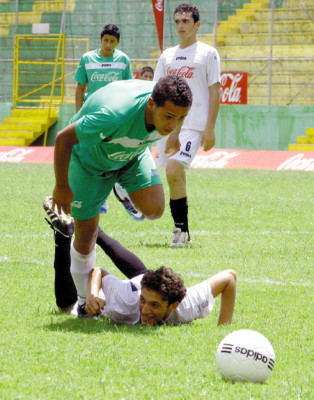 Tridentino se alza con la Copa Coca Copa