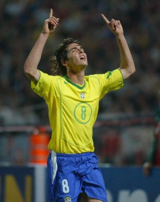 Kaká, aspirante a trono de mejor del mundo 2007