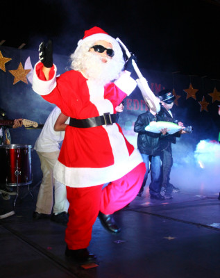 Alumnos sorprenden con el evento Bambinos - AIM Christmas Edition