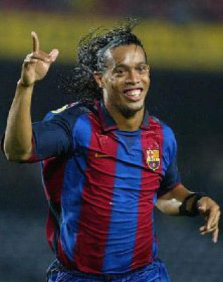 Ronaldinho no tiene mononucleosis, afirma el Barsa