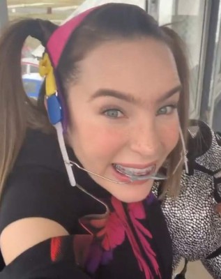Belinda se cambia el look para el remix 'La Chapa que vibra'