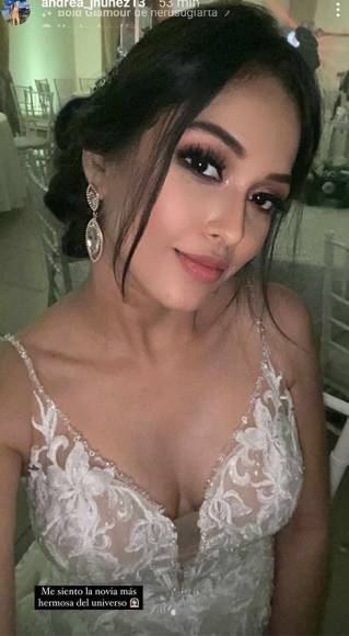 Mediante su cuenta oficial de Instagram, Andrea compartió los detalles de su boda y señaló su felicidad tras casarse con Ángel Tejeda.