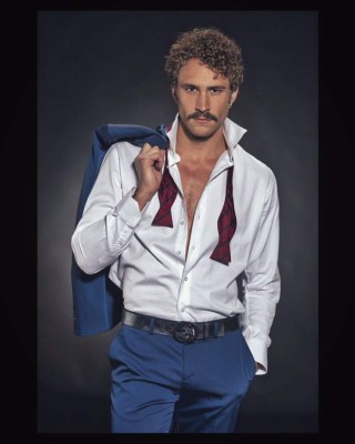 Así es Roberto Romano, el actor con quien Kimberly Flores habría sido infiel a Edwin Luna