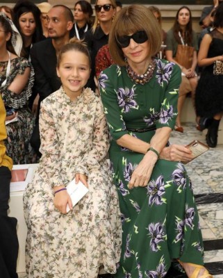 Hija de Victoria Beckham roba las miradas durante la London Fashion Week